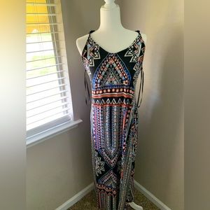 “Mossimo” Aztec pattern maxi dress